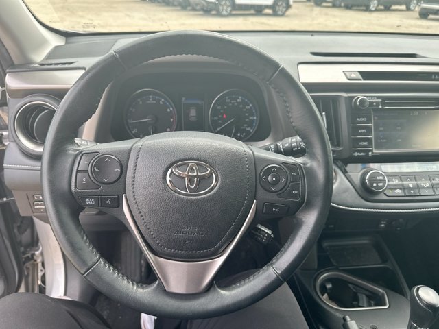 Used 2018 Toyota RAV4 XLE w/ Plus Extra Value Package AWD/4WD image 14