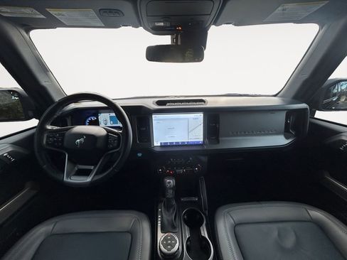 Used 2023 Ford Bronco Outer Banks w/ Sasquatch Package image 13