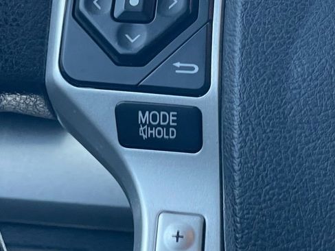 Used 2015 Toyota Tundra SR5 w/ TRD Off Road Package AWD/4WD image 21