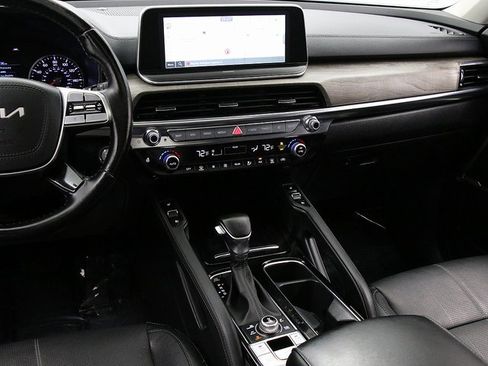 Used 2022 Kia Telluride EX w/ EX Premium Package image 15