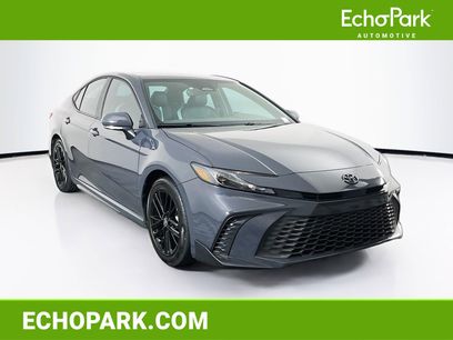 Used 2025 Toyota Camry SE w/ Convenience Package