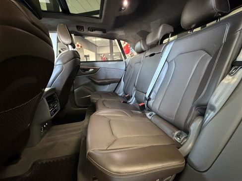 Used 2019 Audi Q8 Prestige image 20