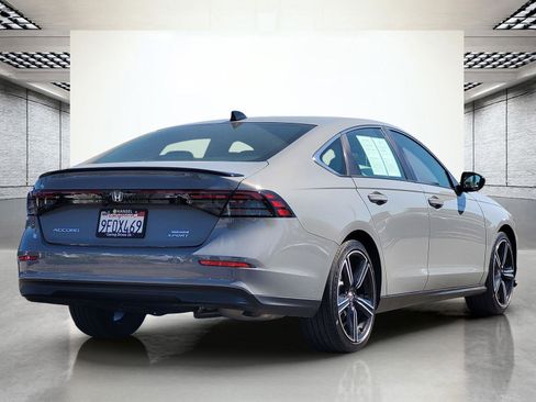 Used 2023 Honda Accord Sport image 7
