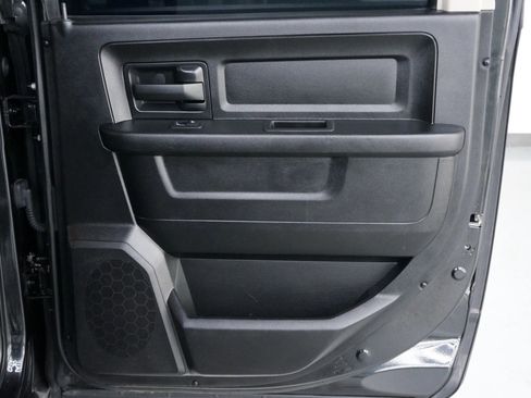 Used 2016 RAM 1500 Express w/ Black Ram 1500 Express Group image 32