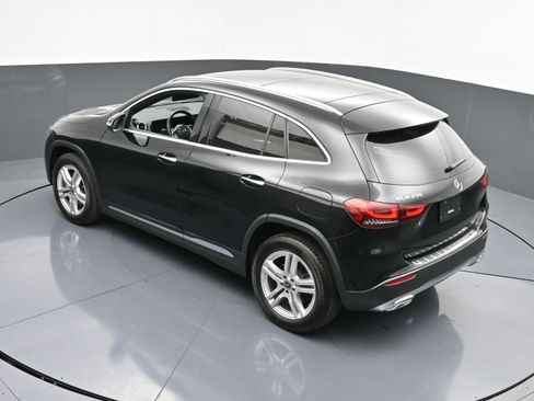 Certified 2021 Mercedes-Benz GLA 250 4MATIC image 34