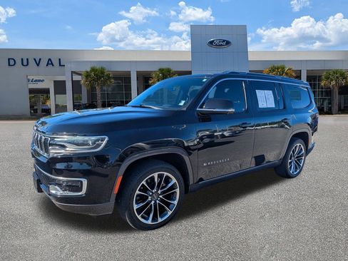 Used 2022 Jeep Wagoneer Series III w/ Premium Group I image 8