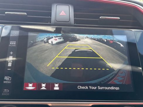 Used 2017 Honda Civic Type R image 9