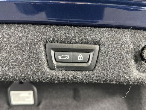 Used 2022 BMW 540i xDrive AWD/4WD image 28