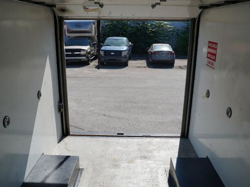 Used 2022 Ford Transit 350 DRW RWD image 35