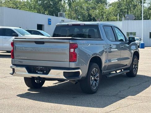 Used 2024 Chevrolet Silverado 1500 LT AWD/4WD image 28