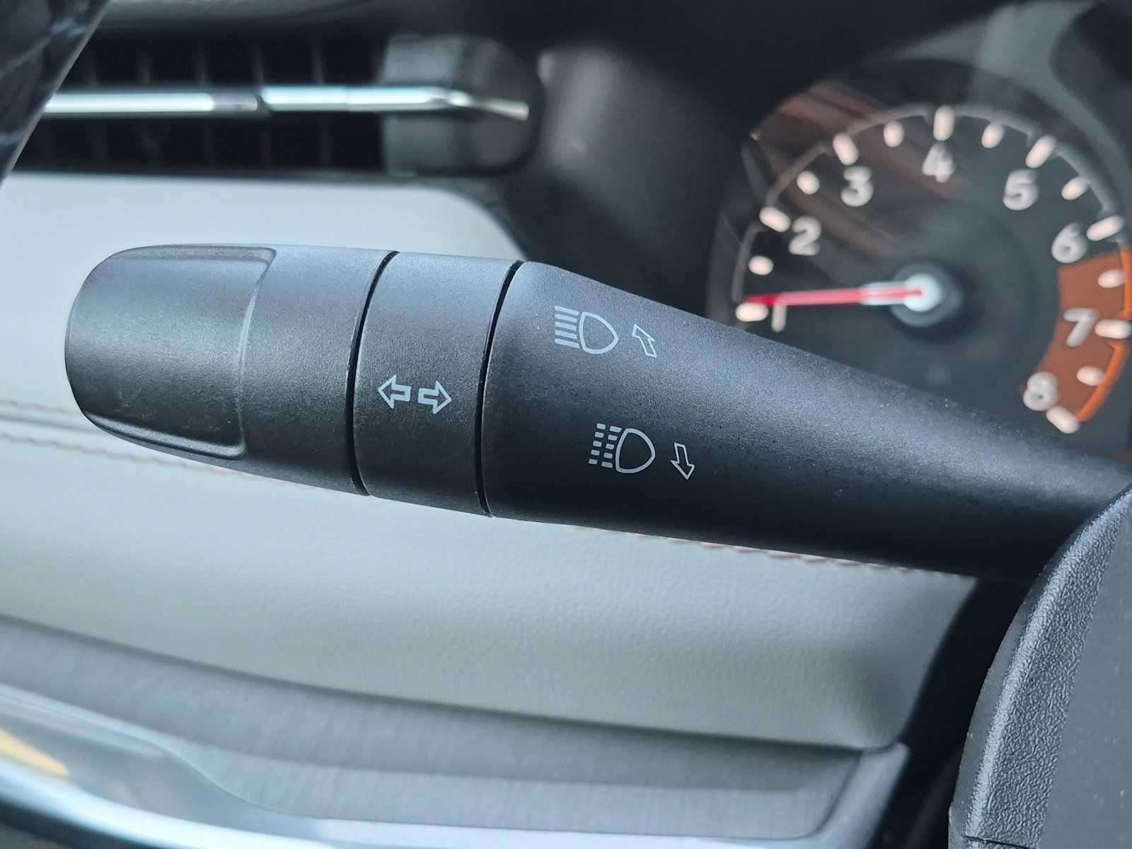 Used 2024 Jeep Compass Limited AWD/4WD image 26