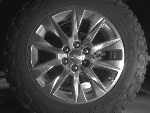 Used 2021 Chevrolet Silverado 1500 LTZ w/ LTZ Premium Package image 13