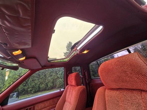 Used 1989 Toyota Pickup SR5 RWD image 17