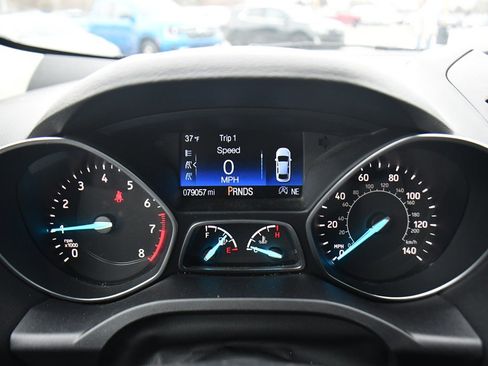 Used 2018 Ford Escape SE image 23