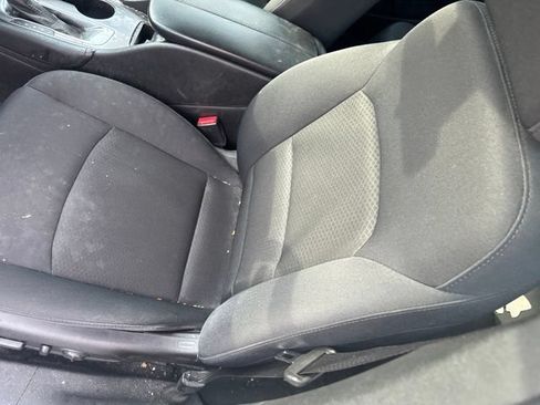 Used 2016 Chevrolet Malibu LT FWD image 11