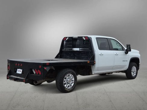 Used 2022 Chevrolet Silverado 2500 LT w/ Convenience Package AWD/4WD image 8