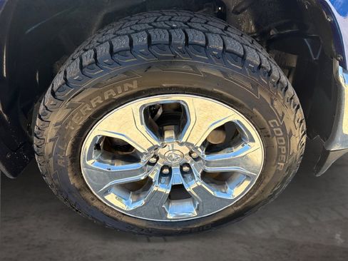 Used 2019 RAM 1500 Big Horn AWD/4WD image 16