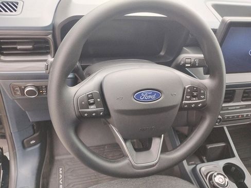 New 2025 Ford Maverick XL image 19