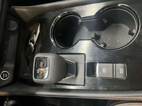 Used 2023 Nissan Rogue SL image 21