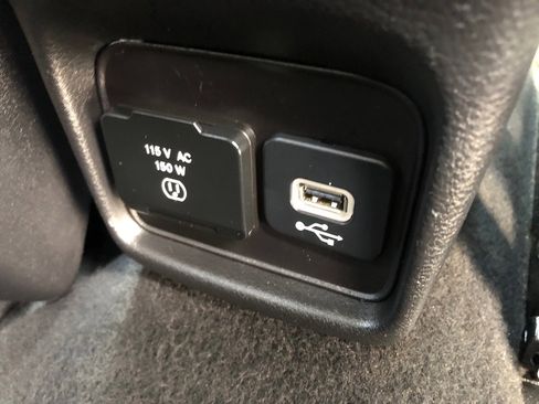 Used 2018 Jeep Compass Limited AWD/4WD image 23