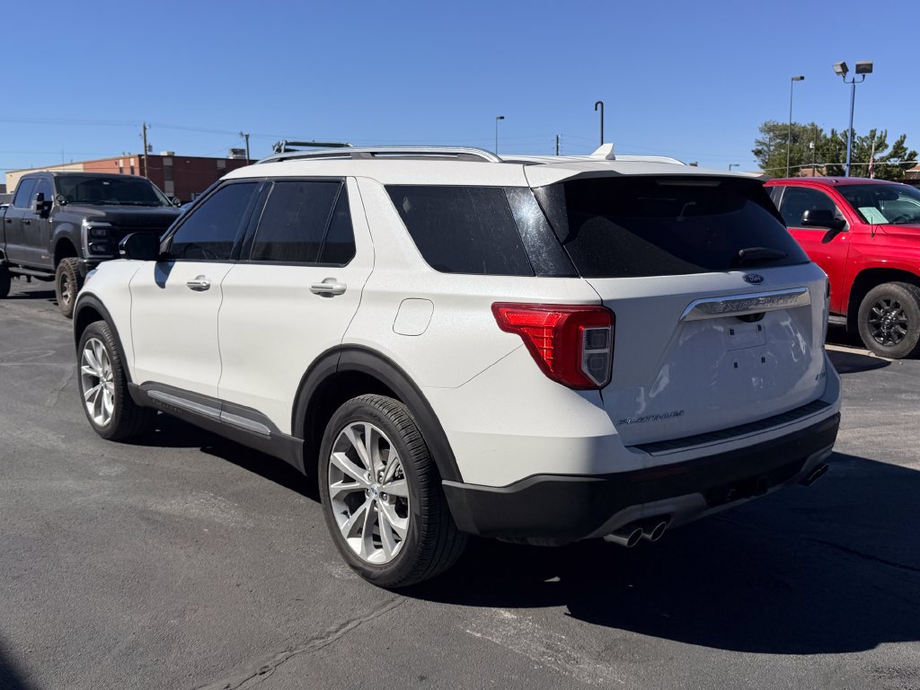 Used 2023 Ford Explorer Platinum w/ Technology Package AWD/4WD image 5
