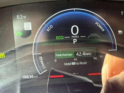 Used 2025 Toyota Camry SE AWD/4WD image 22