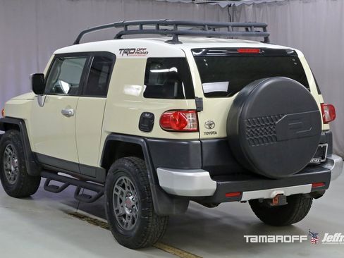 Used 2008 Toyota FJ Cruiser 4WD image 15