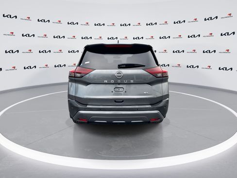 Used 2023 Nissan Rogue SL w/ SL Premium Package FWD image 7