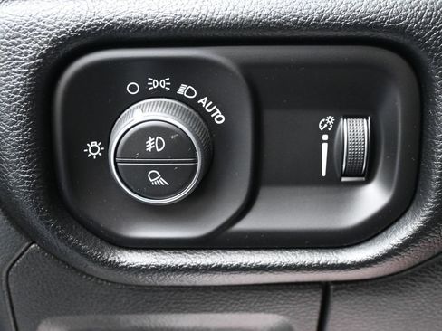 Used 2020 RAM 1500 Big Horn image 16