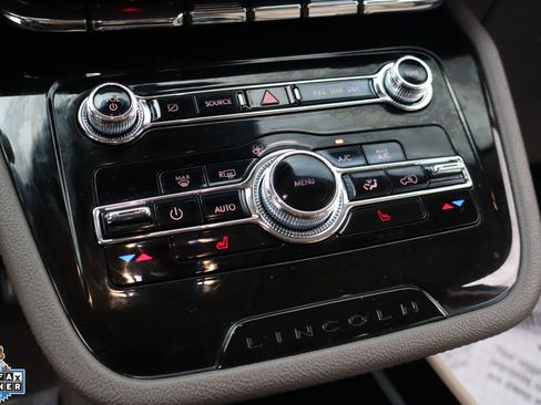Used 2021 Lincoln Corsair FWD w/ Equipment Group 101A image 23