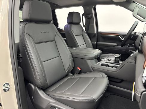 New 2026 GMC Sierra 1500 Denali AWD/4WD image 38