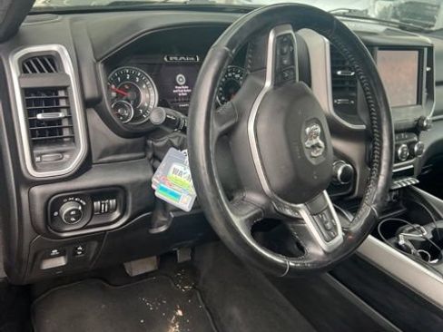 Used 2019 RAM 1500 Big Horn AWD/4WD image 9