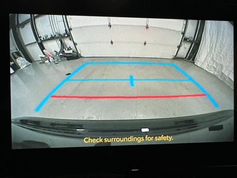 Used 2025 Toyota Corolla SE FWD image 37