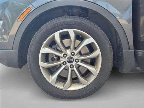 Used 2017 Lincoln MKC Select w/ Select Plus Package AWD/4WD image 24