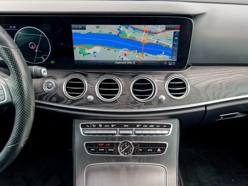 Used 2018 Mercedes-Benz E 400 4MATIC Wagon image 49