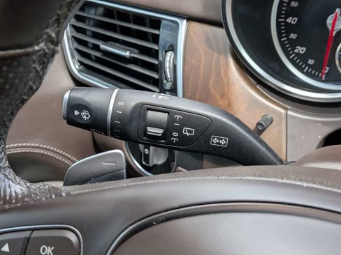 Used 2019 Mercedes-Benz GLS 550 4MATIC image 26