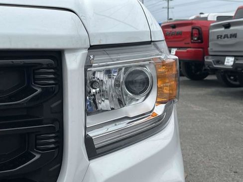 Used 2022 GMC Canyon Elevation Standard w/ Convenience Package image 9