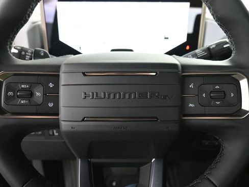 New 2025 GMC Hummer EV 2X w/ LPO, Dark Essentials Package image 33
