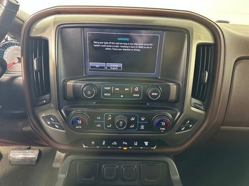 Used 2016 Chevrolet Silverado 2500 High Country w/ Duramax Plus Package image 21