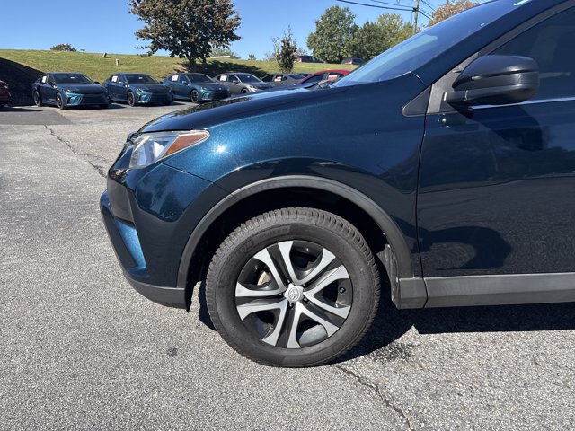 Certified 2017 Toyota RAV4 LE FWD image 30