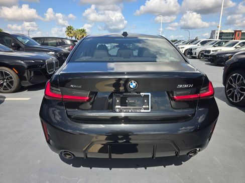 New 2026 BMW 330i xDrive Sedan w/ M Sport Package AWD/4WD image 4