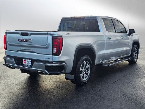 Used 2021 GMC Sierra 1500 SLE image 5