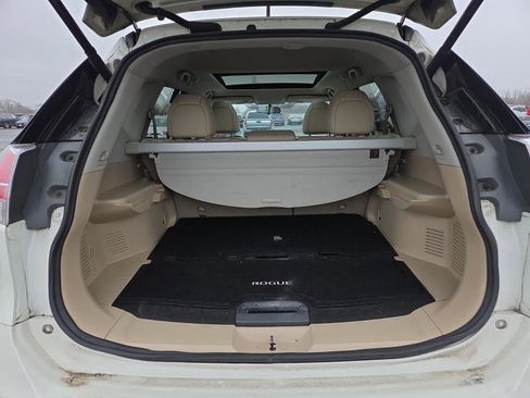 Used 2016 Nissan Rogue SL w/ SL Premium Package image 13