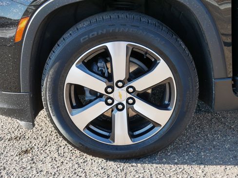 Used 2023 Chevrolet Traverse LT w/ LT Premium Package image 15