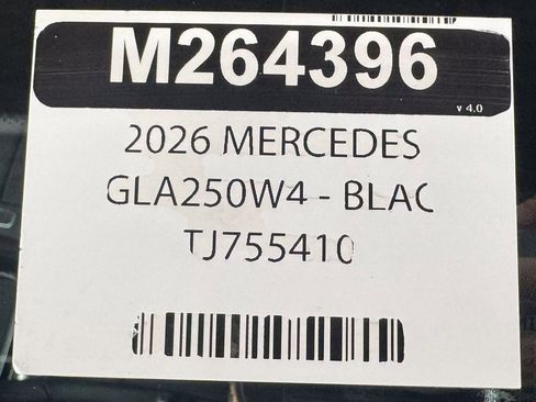 Certified 2026 Mercedes-Benz GLA 250 4MATIC image 34