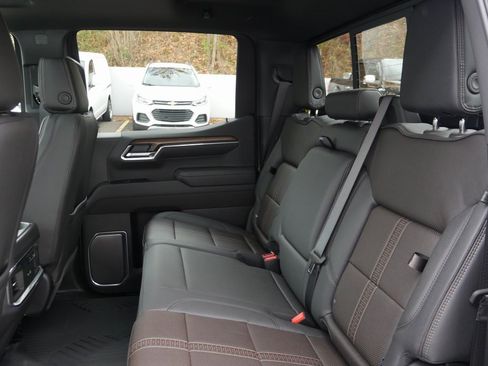 New 2026 Chevrolet Silverado 1500 High Country w/ Technology Package image 30