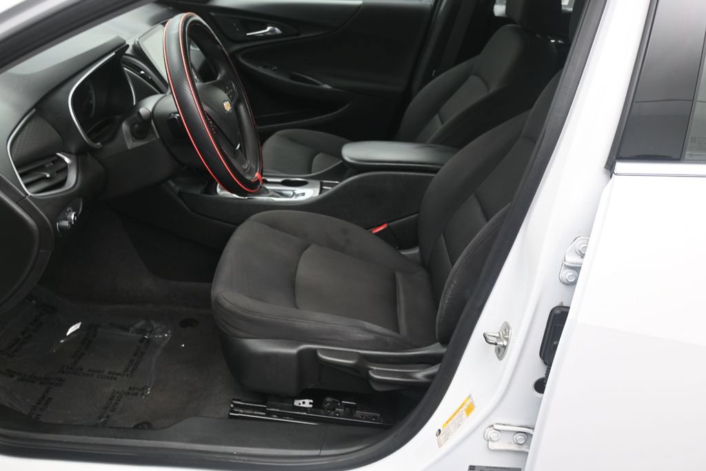 Used 2024 Chevrolet Malibu LS FWD image 15