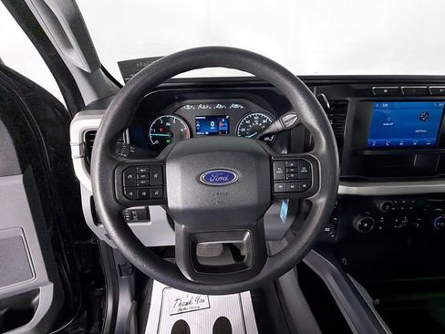 Used 2024 Ford F250 XLT AWD/4WD image 11