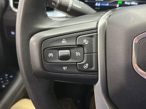 Used 2024 GMC Yukon Denali AWD/4WD image 14