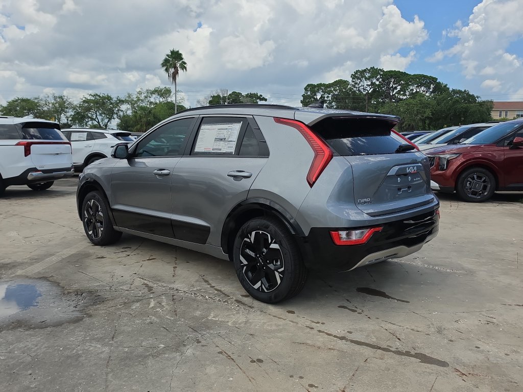 New 2026 Kia Niro Wind FWD image 6